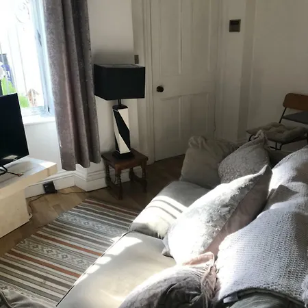 Box Tree Court *
